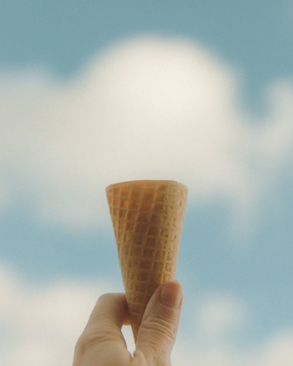 Elle Kaiser tweet media