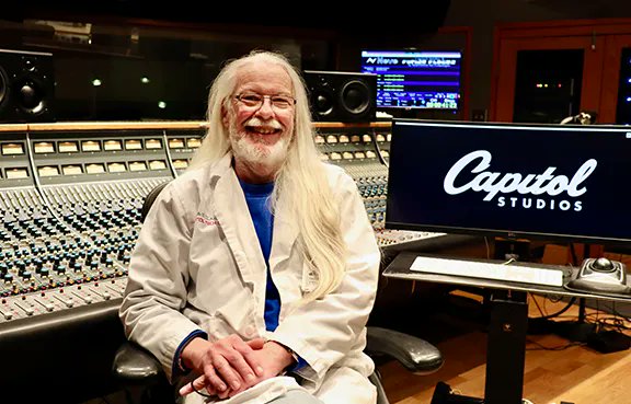 Artur Stawski (@sonicsciencelab) on Twitter photo When people book Capitol, they expect that everything works, and everything they need to have their session go off without a hitch to be done - Dave Clark - bit.ly/3FdpBgH via <a href="/ResolutionMagaz/">Resolution Magazine</a>
#interview #inspirational #musician #producer #recordingstudio When people book Capitol, they expect that everything works, and everything they need to have their session go off without a hitch to be done - Dave Clark - bit.ly/3FdpBgH via <a href="/ResolutionMagaz/">Resolution Magazine</a>
#interview #inspirational #musician #producer #recordingstudio