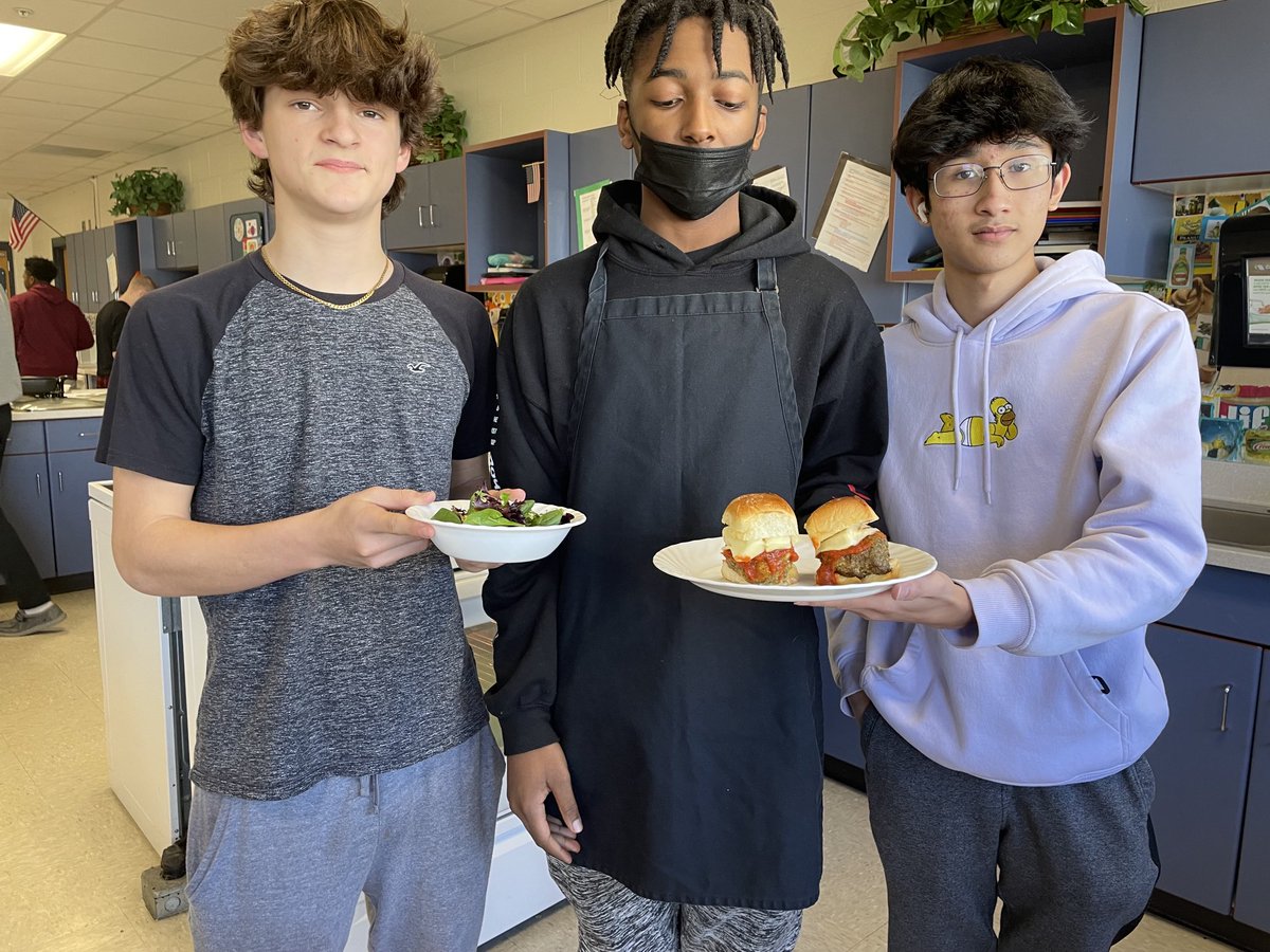 Gentlemen those MEATBALL SLIDERS LOOK GREAT!!!