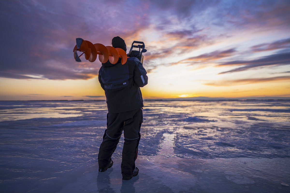 brobull's tweet photo. Bro Rd Show Live The Ice Experience w/ Sam Larsen @NorthlandTackle w/ #RAZR VP #NickCox Tonight @ 7 Bells on https://t.co/3Fh3WxXMpx @FishMonkeyGear #RAZRAuger @aquavu #SunlineAmerica & #GamakatsuHooks Pages, B🎣🥶 https://t.co/lu9UMqr1mz