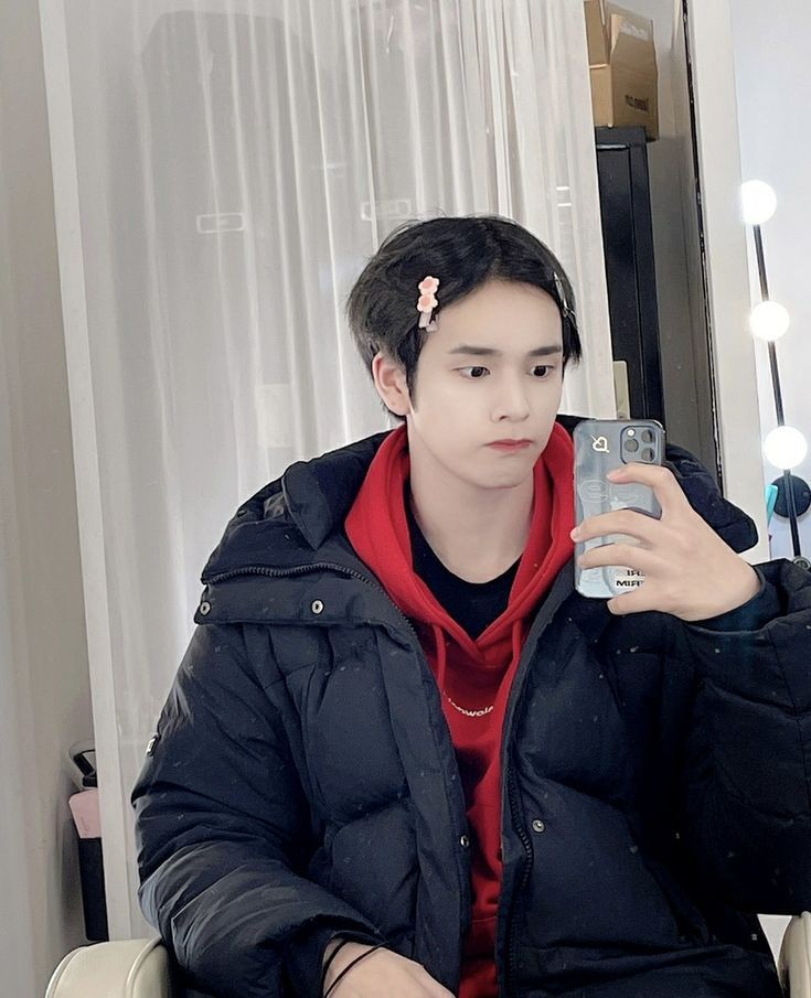 huuhuhuhui's tweet photo. Мне нечего скрывать, я люблю его❤❤
#CRAVITY #cravity_serim https://t.co/kKkCoImOks