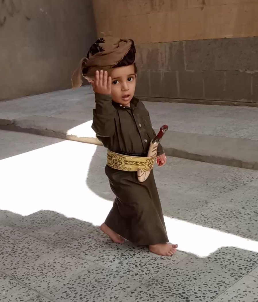 AlSheikAliooooo's tweet photo. الغائبون في الاوقات الصعبة يجب أن يظلوا غائبين، إلى الأبد

#مكه_الان
#Yemen
#GalaxyS21FE
#Shabwah https://t.co/jHDpCQiaow