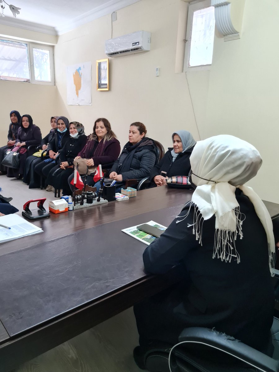 meralkayakaya's tweet photo. Başkanımız @63MeralKaya başkanlığında haftalık yönetim kurulu toplantımızı gerçekleştirdik.
Toplantımız hayırlara vesile olsun.

@RTErdogan @abdkirikci @akpartiurfa @dmtstcgvn1 @akkadinsanlurfa @sdevecinet @Akbozova1 https://t.co/oBquyl6z61
