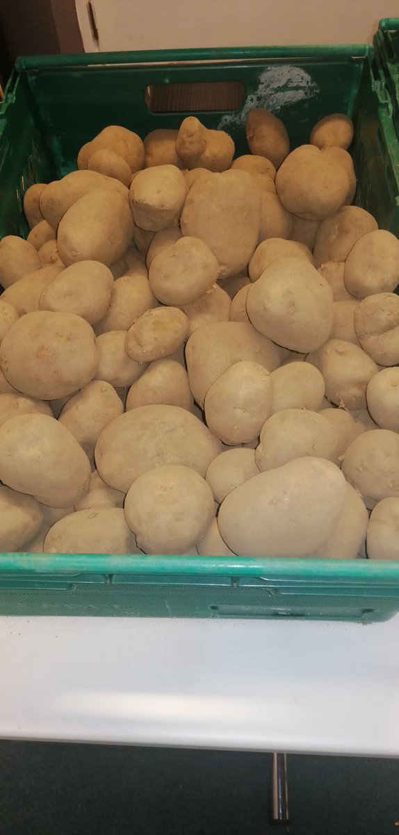 FOMeadowside's tweet photo. Cheappppppp as chips fruit and veg, bought by us to sell to you

@WelfareTeam @NathanLabour @DaveApp @TorusFdnSam @ https://t.co/jt2gFHaNT0