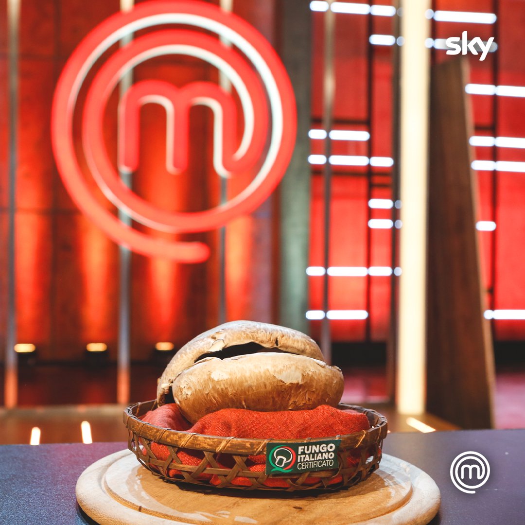 MasterChef_it's tweet photo. Preparare un panino senza pane è una prova semplice solo all’apparenza.
La scelta di Federico è ricaduta sul Portobello di Fungo Italiano Certificato, un connubio di sapori inaspettati che gli ha permesso di conquistare la balconata.

#MasterChefIt #adv https://t.co/sdZniznPz0