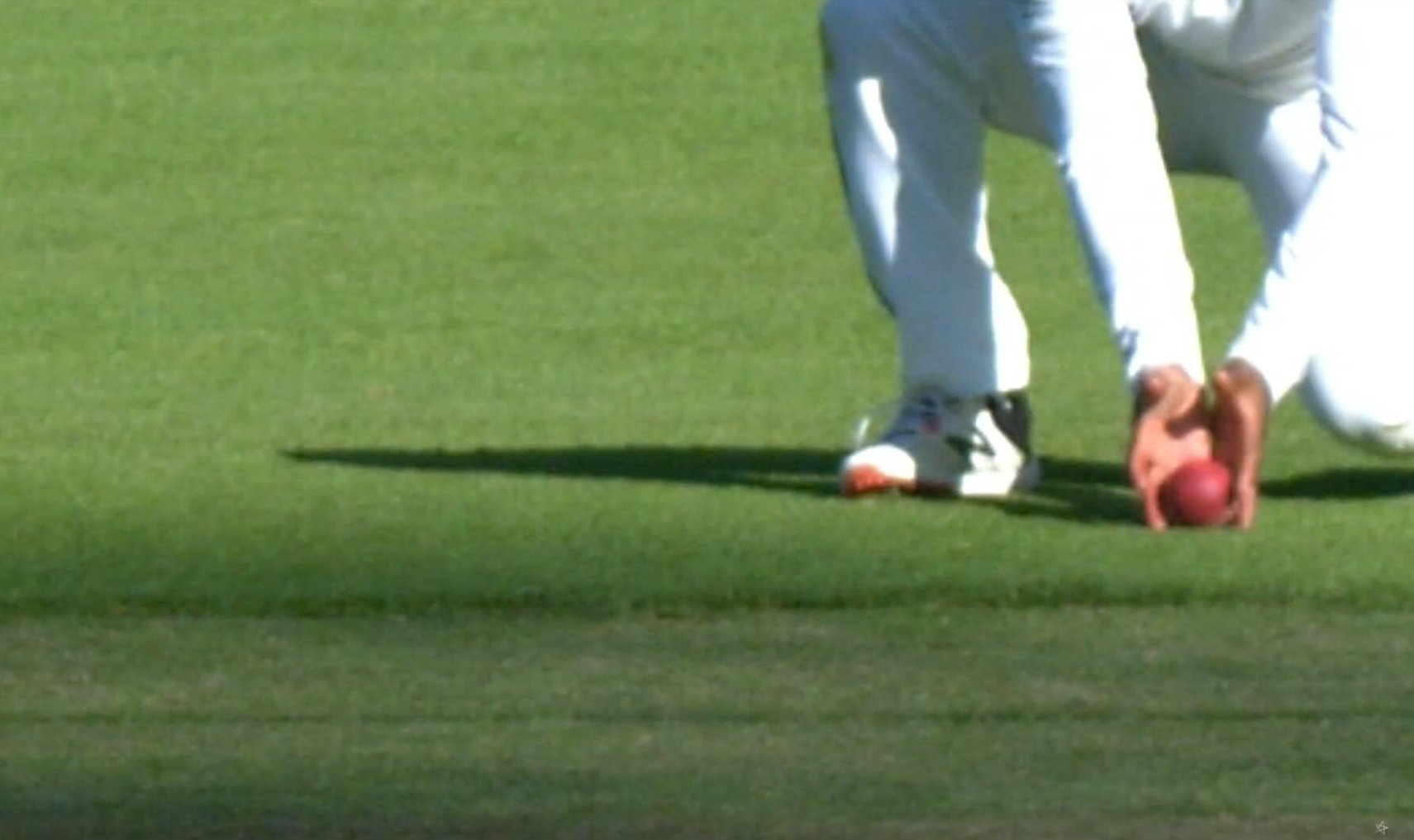 FI1LXwoWQAAT3ag?format=jpg&name=large