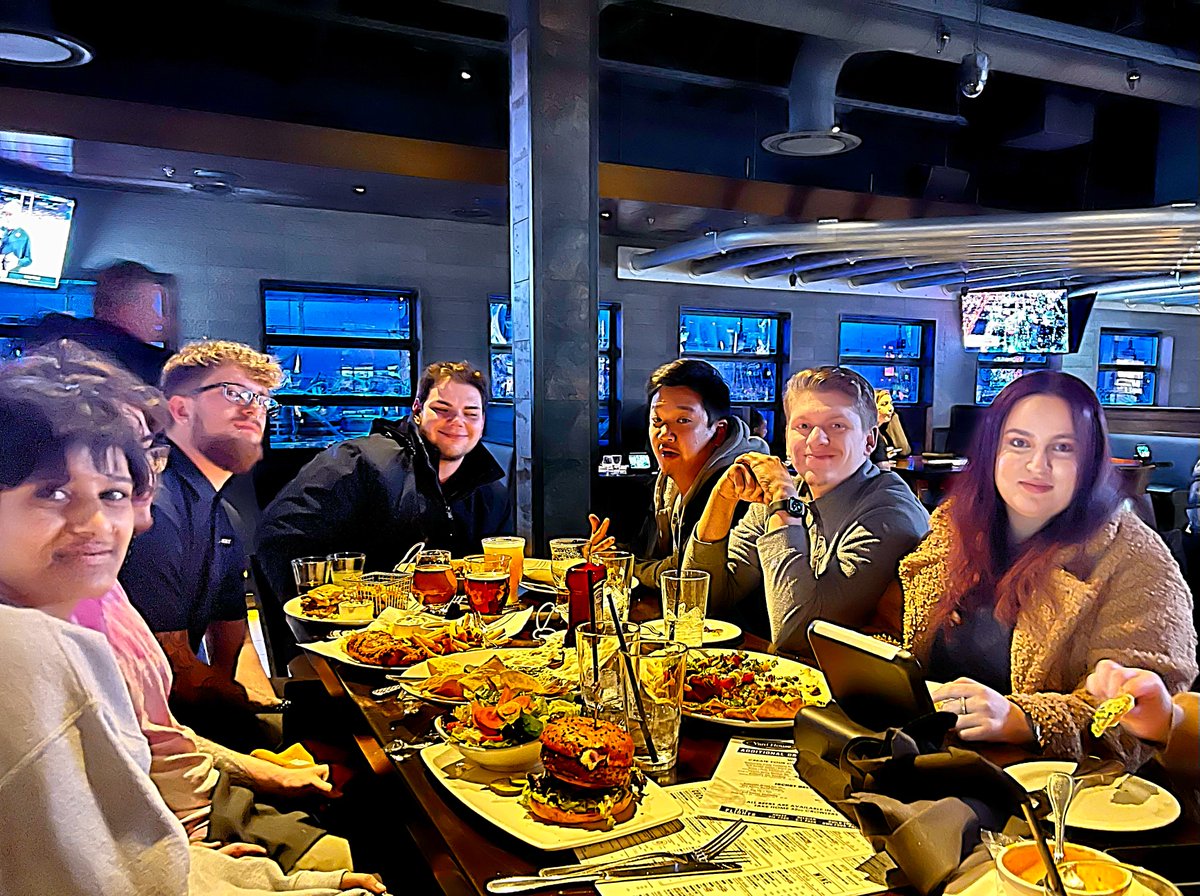 STCDirect's tweet photo. Company culture > everything! 🙌 We love hanging out with our team and grabbing some food at our local favorite Yard House! #companyculture #teamwork https://t.co/T62mEqf6s2