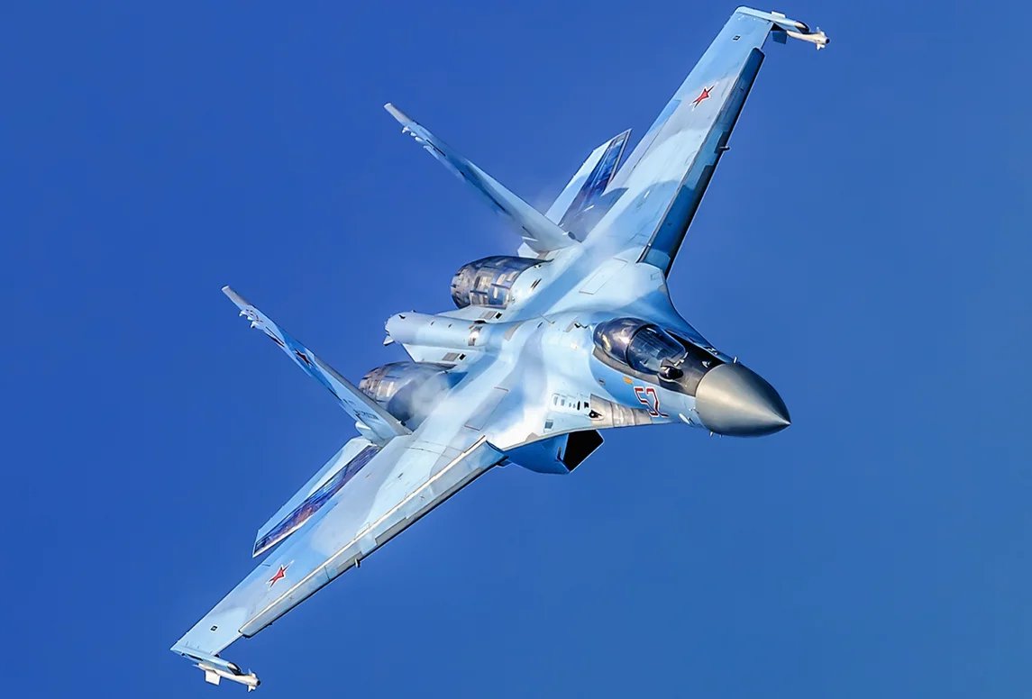 Su-35S: News #2 - Page 6 FI1Ph8fWQAoPec1?format=jpg&name=medium