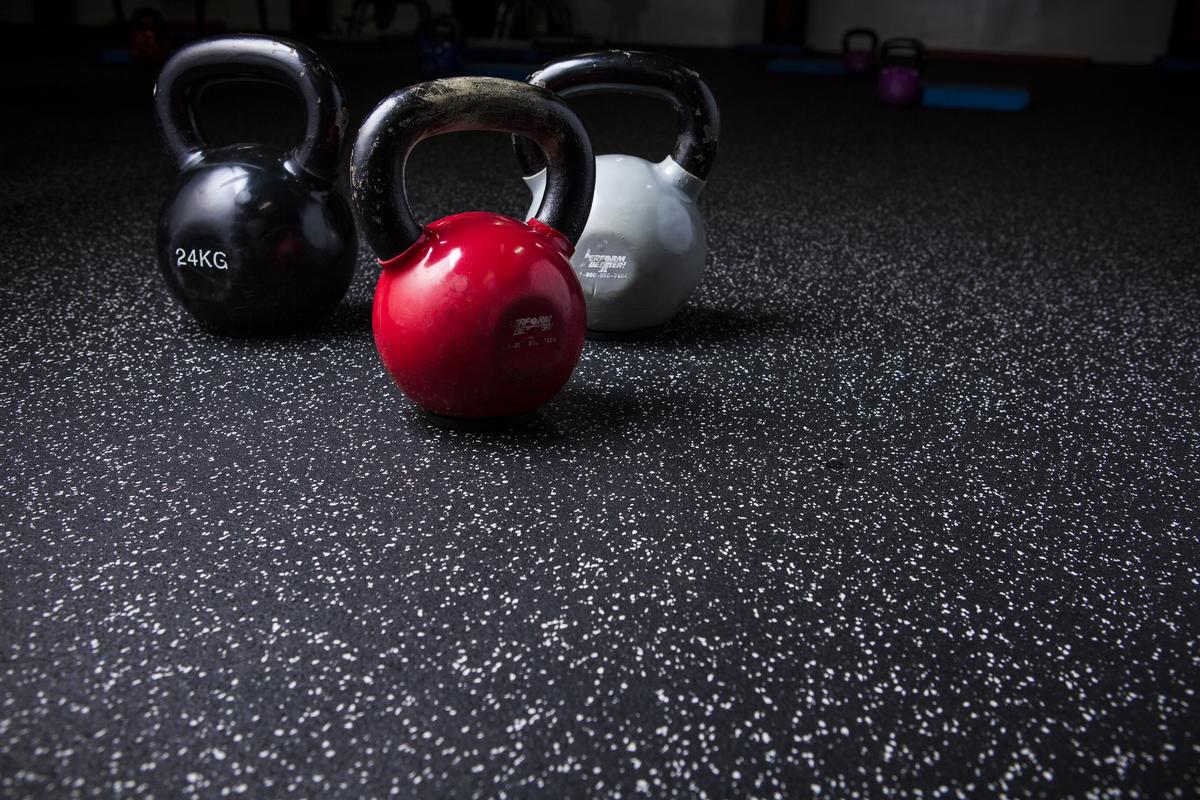 The vulcanized composition rubber of Centaur's interlocking tiles are designed for easy and fast installation. This product offers a great surface solution with outstanding durability in a cost-effective system.

#AthleticFlooring #EJWelch #CentaurFlooring