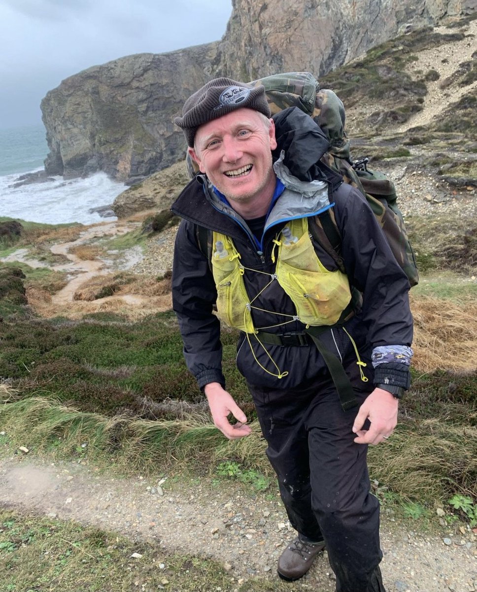 Truro indie @OldChapelWine is supporting men's health charity Man Down with a 24km climb up Pen Y Fan, south Wales, carrying a 16kg bergen (roughly equivalent to a case of wine). Founder Jamie Tonkin kindly models, below.

Donations are very welcome at donorbox.org/oldchapelcella…