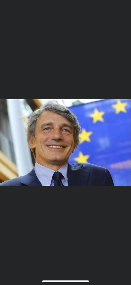 Angelo_Summa's tweet photo. Ciao Presidente,

“Di notte serve aprire il Parlamento Europeo ai 
  senzatetto, perché è doloroso vedere tante 
  persone cercare riparo dal freddo intenso,   
  all’angolo dell’edificio che ci ospita a Bruxelles.” https://t.co/hPhn8aSRU6