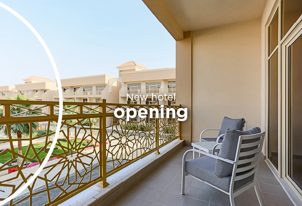 RadissonHotels's tweet image. From family villas with private pool to 11 meeting rooms and 3 outdoor pools, discover all that our newest hotel in #SaudiArabia has to offer: bit.ly/3qbKapj

 #RadissonHotels #Radisson #SimplyRadisson