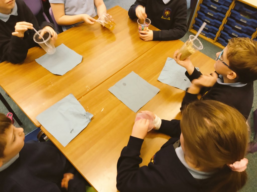 StEdwards_C4's tweet photo. Exploring states of matter in Class 4. #solidjob #primaryscience Today we explored properties of different materials and classified them into groups. https://t.co/QOCbSiNVDf