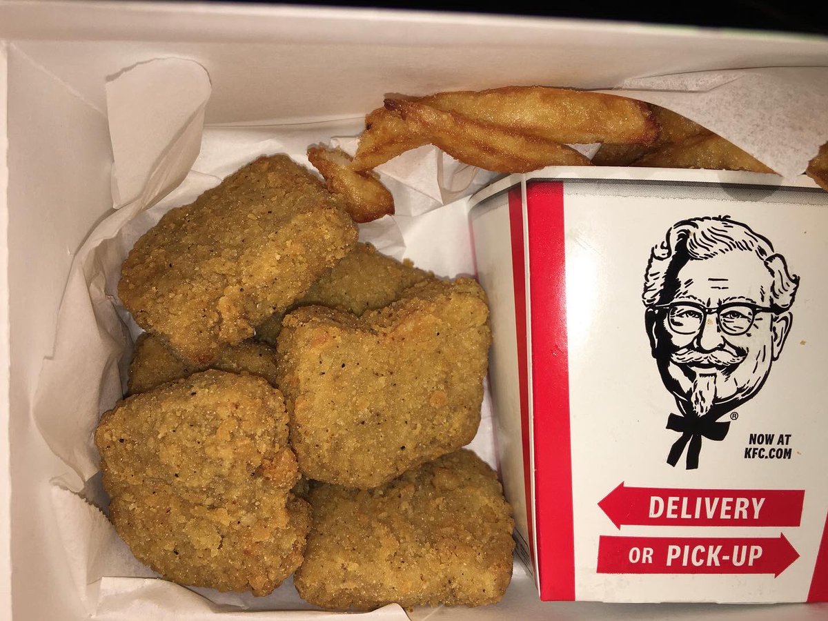 timkaye's tweet image. “Since when do vegans eat fried chicken?”
— Hank Schrader

“Game changer!”
— Tim Kaye 

#vegan #kfc #beyond