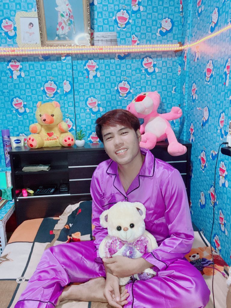 ZweMyoAung3's tweet photo. Good night 😘💤😴🌙ပါ https://t.co/SGB2AjKYeI