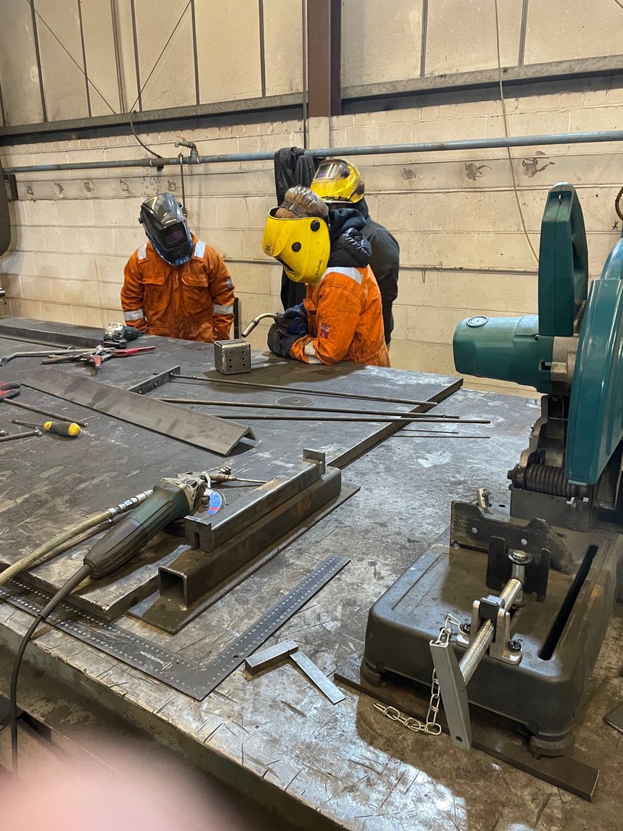 KeatsEducation's tweet photo. Is your child struggling with their High School Education? Would you like them to be taught Engineering Skills that they could use in the workplace? Get in touch today to see how we can help. https://t.co/hWiS4SG5wO