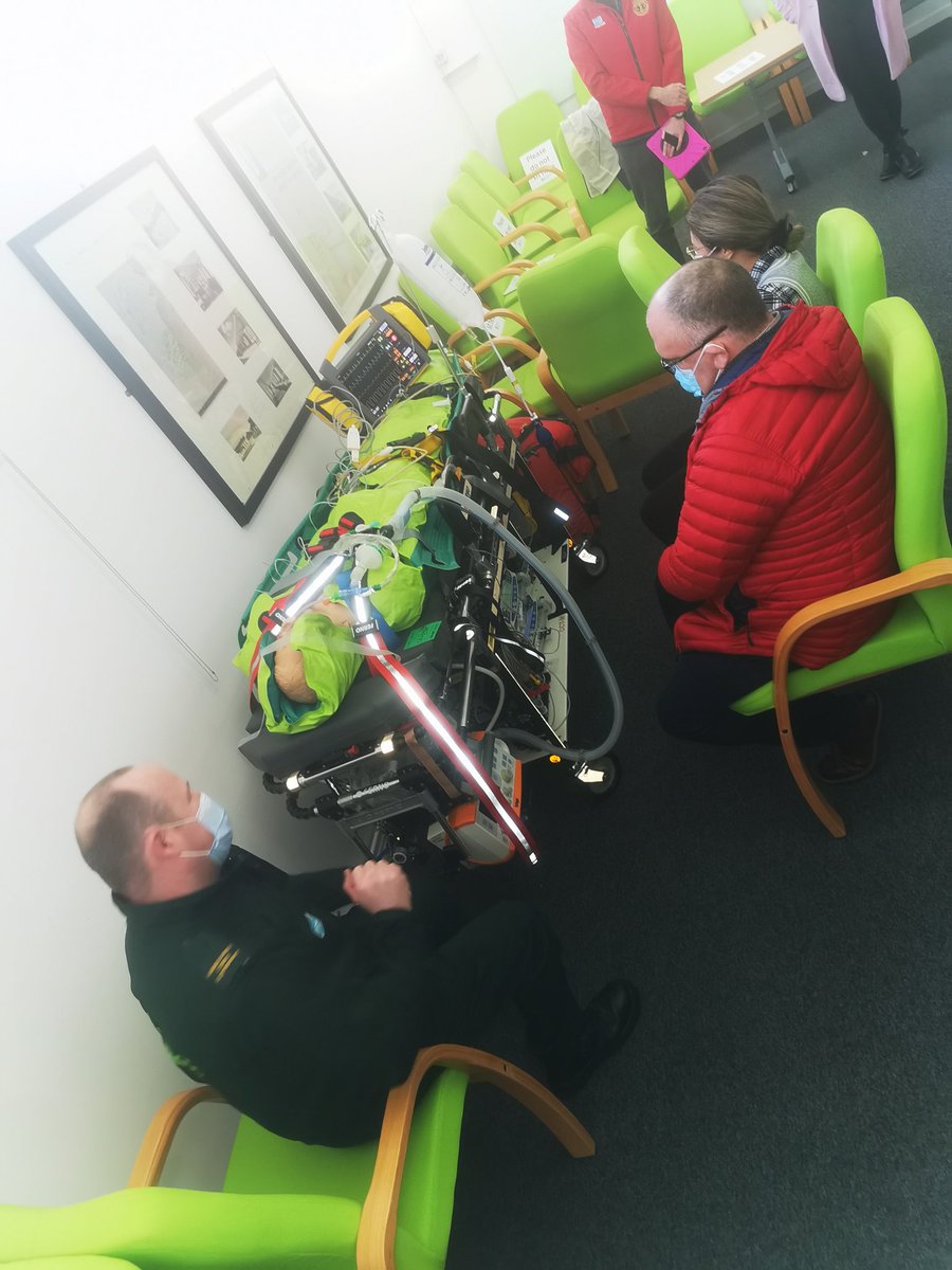 Rowan 💙 tweet media