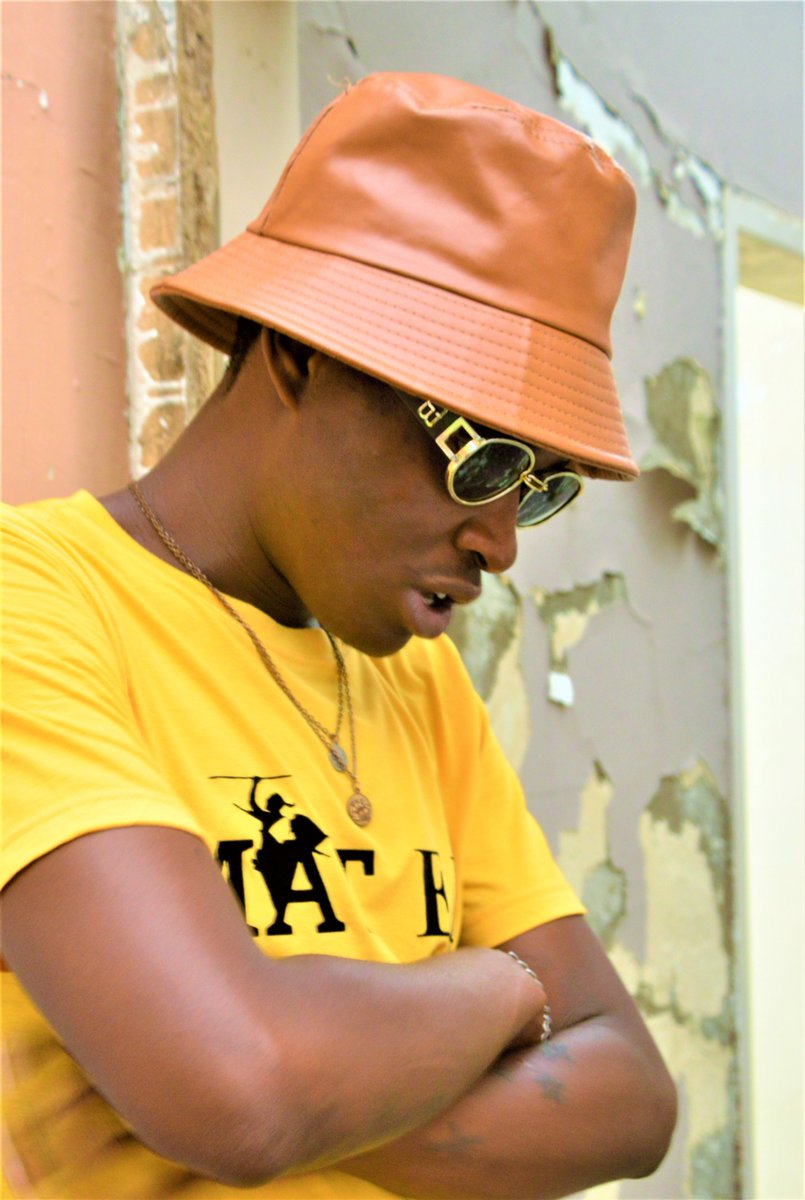 MATEDLS1's tweet image. Don't forget this 
Year ke drop project 
Thebe Ea Khale (Ep)
Featuring @Kopper_Waleh 
, @Roboharam , and many more......