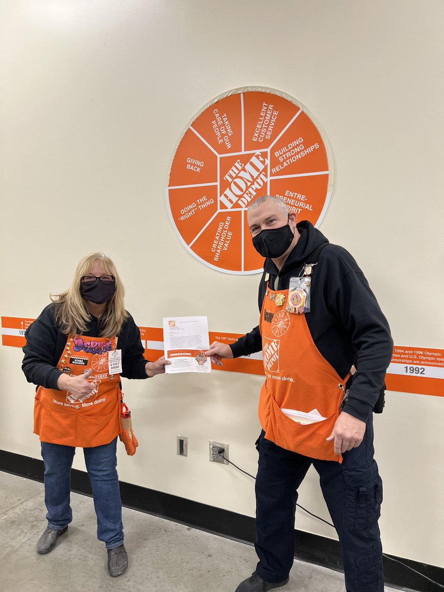 Let’s take this time to congratulate Jon Hickey for being recognized by Ann Marie Campbell for top 3 InFocus Captain for the Northern Plains !@ShowMeShawnD196 @SafetyTakesEveryone