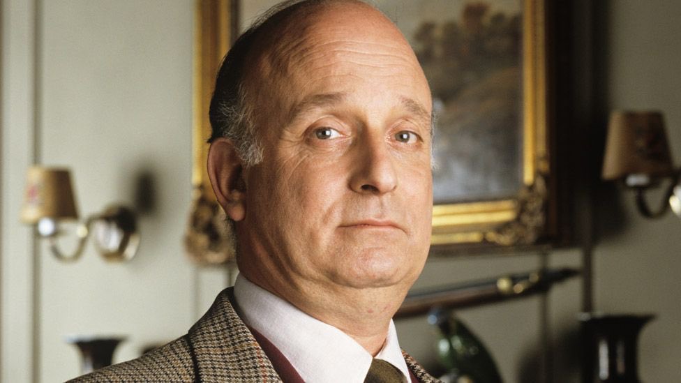 Sad to hear that the great comedy actor Gary Waldhorn has died. 

From Brush Strokes to Vicar of Dibly via Falstaff. RIP