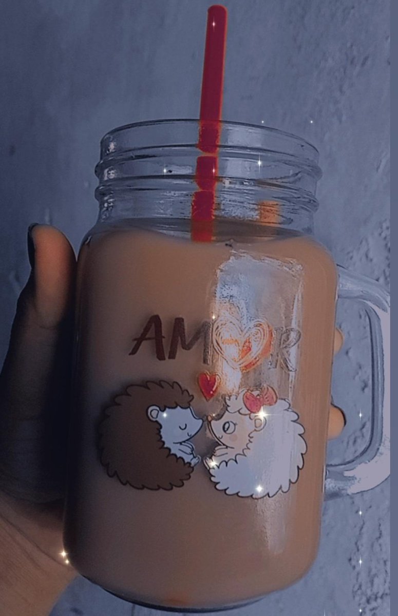 alejbr13's tweet photo. GM mis Mutis bellas aparezooo 
Que tenga lindo día ,no olviden tomarse una taza de café! les extraño💜 https://t.co/POdSsFUGY3