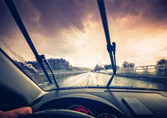 Don't wait for a tight crunch to care about your car wipers, for a good optimum performance you should ensure that the blades are in a good condition.
In general they should be replaced after six months or you can consult your vehicle manual first.
#Carmaintenance https://t.co/HQgBaWKoTr