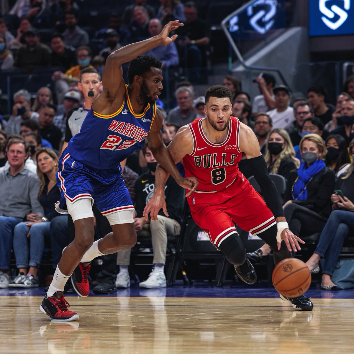 This Friday (1/14) is our #MLKDay game at the United Center! 

Want to join us as we celebrate the life and legacy of Dr. King Jr.?

RT for a chance to win two tickets to the game 🔥