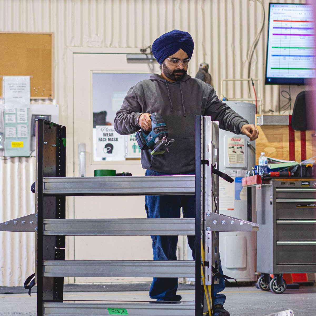 transformfleet's tweet image. Hey! How are you getting organized this year?

Solve your organizational issues with aluminum truck &amp;amp; van shelving units in countless configurations.

Let’s make this year bright.
Check out the link &amp;amp; see how you can get organized today. transformfleet.com/shelving

#TransformFleet