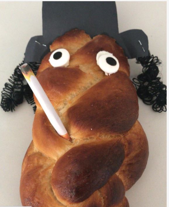 SHTISEL CHALLAH Final Four x.com/vaadhabadchani… - #Ftoty2021.
@Daniel_Israell's bread is currently under water on the Lazy River and is getting soggy so need your help! <a href="/shtiselofficial/">@ShtiselOfficial</a>, <a href="/ShtiselMoments/">Shtisel Moments</a>, <a href="/shtiselscenes/">Scenes from Shtisel</a>
