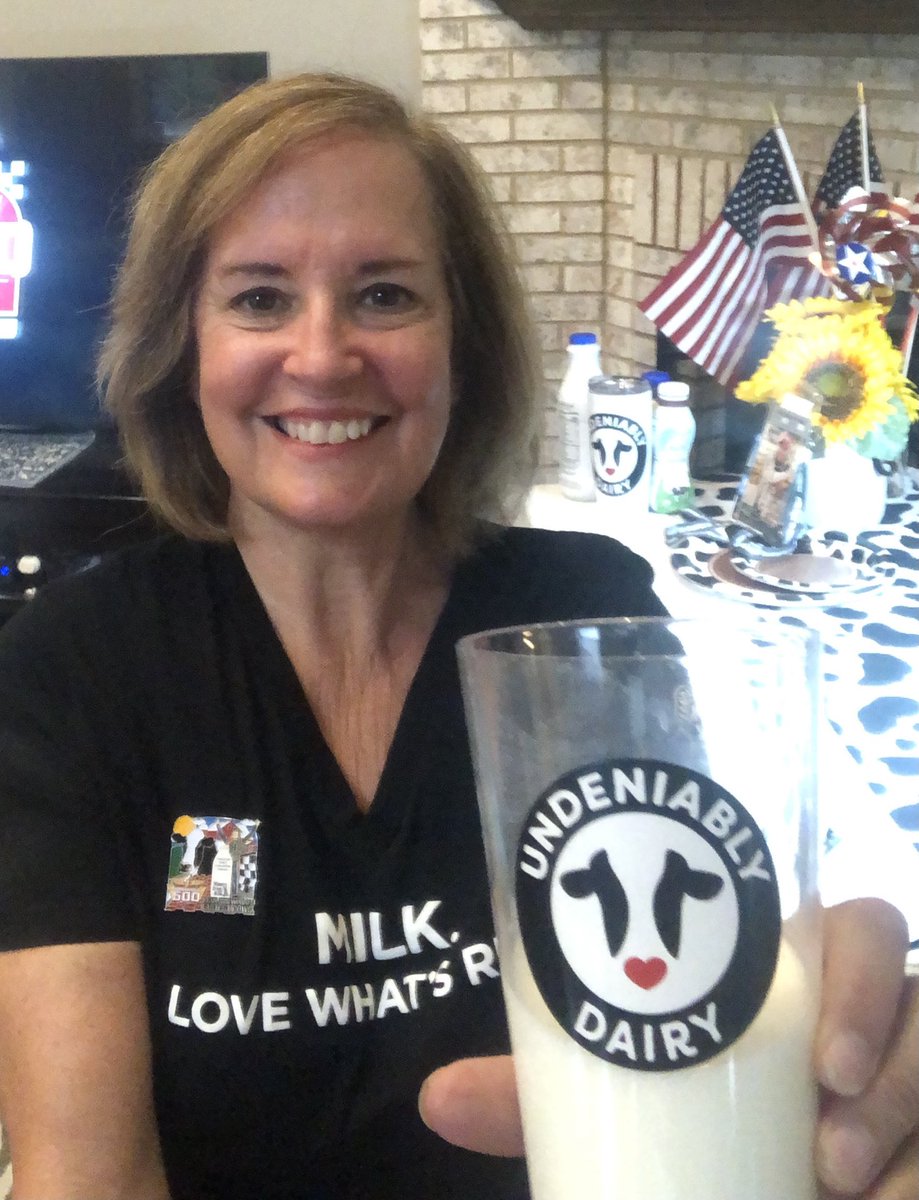 #RaiseAGlass 🥛 ⁦@DairyGood⁩ ⁦@NtlDairyCouncil⁩ milk is powerful nutrient package w/ 9 essential nutrients incl proteins, phosphorus, calcium, vit A&E and more. Enjoy a glass or make recipe w/ milk ⁦@DairyCarrie⁩ ⁦⁦@dairygoodlife⁩ #NationalMilkDay