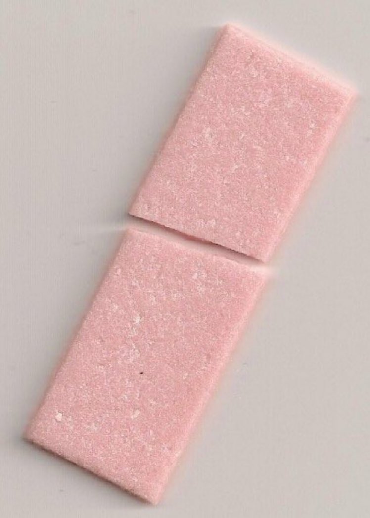 Super70sSports's tweet photo. Scientists now believe Topps gum will outlast all animal and plant life on the planet. https://t.co/JDLxNJh0nJ