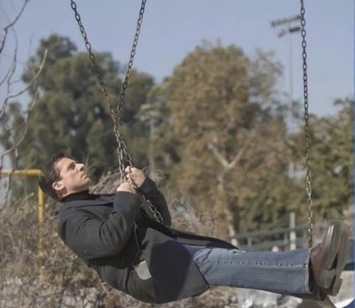 ما راح افكر بالموضوع خلاص كيف ما تجي تجي

انا طول اليوم: