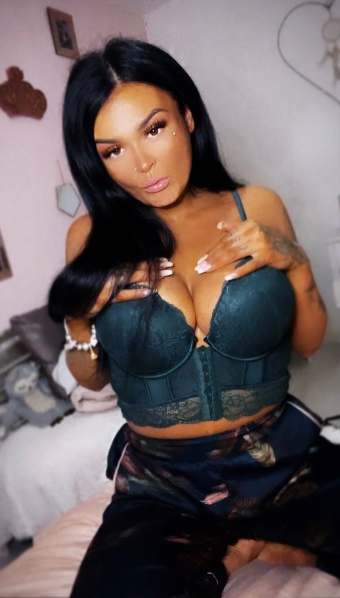 DionneAmes's tweet photo. Dollface…

https://t.co/ir9xYnteJ4 https://t.co/Ei2V6PwqvR