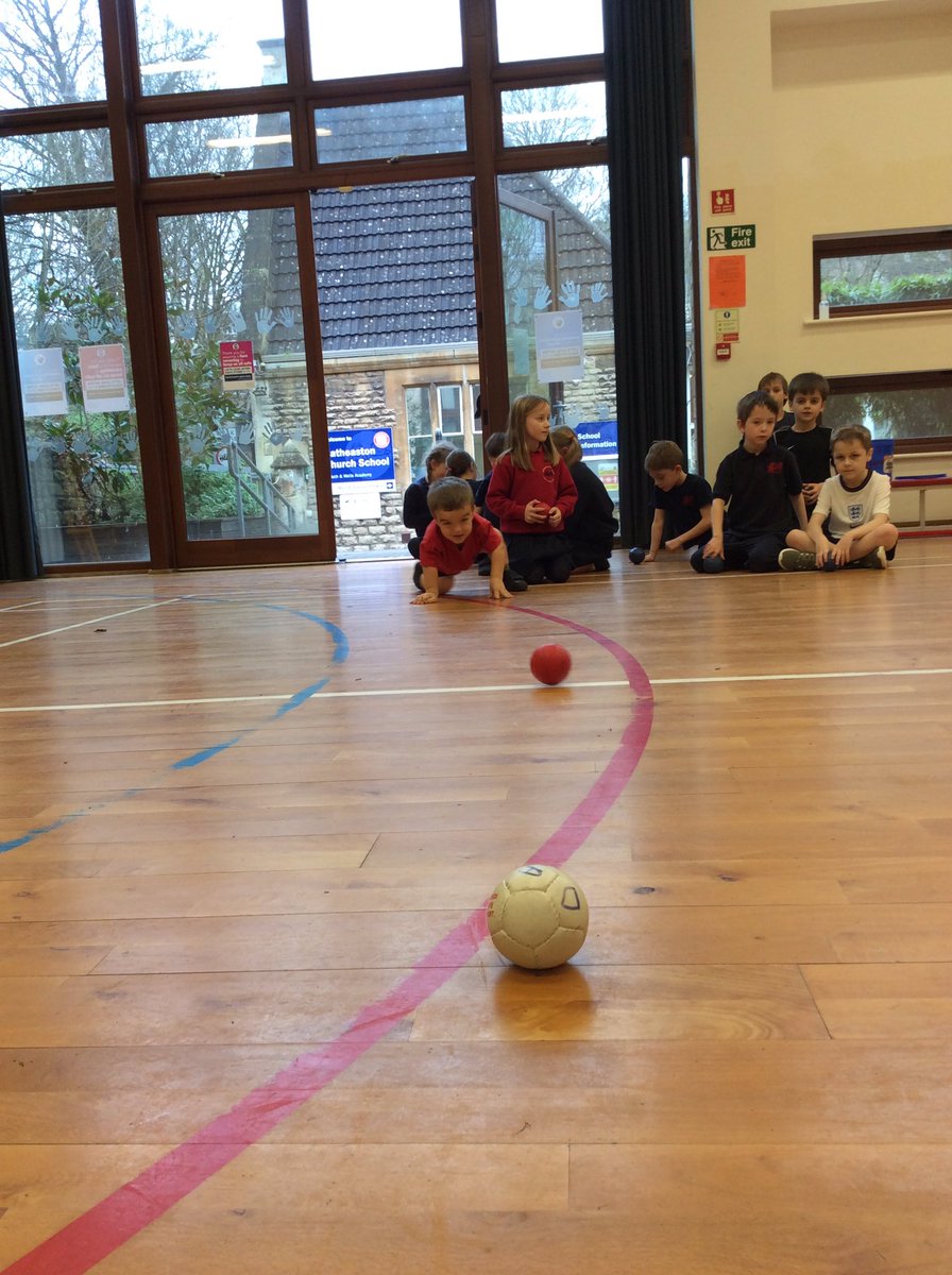 BatheastonPri's tweet photo. What a fantastic afternoon meeting Tom from DSUk. Elm particularly enjoyed playing new age curling and boccia! https://t.co/g8H746JQo9