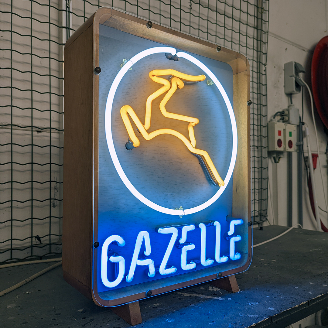 Lichtreclame tweet media