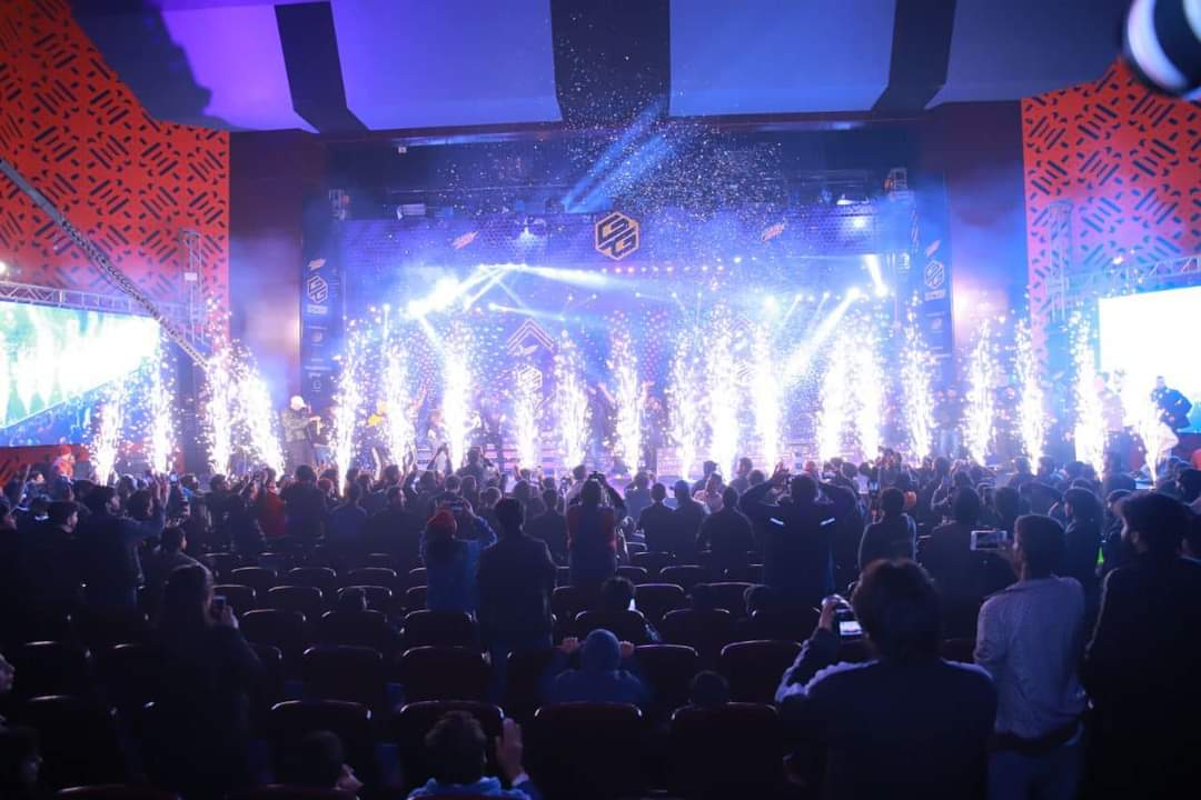 Unfortunately lost in the quater finals in fifa 22championship.Huge shout-out to @KingSunny2027 for winning the whole thing and <a href="/Ezan_Rahman/">Ezan Rahman</a> for reaching the final.Special thanks to <a href="/galaxyracerpak/">galaxyracerpak</a> and <a href="/falamb3/">Fakhr-e-Alam S.I & S.E</a> for organizing such an amazing tournament