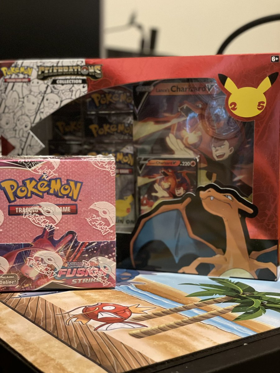DaVoodooChildTV's tweet photo. 🎁 Giveaway! 🎁

As voted on by y’all!! A Double giveaway! 2 winners: 1st Fusion Strike Booster Box, 2nd Charizard 25th Anniv. Box

INTL ✔️ 
To enter:

Follow ✅
Like &amp; Retweet ✅
What’s your favorite Pokémon? ✅

Randomized 1/24 on stream! #pokemon #pokemontcg #tcg #Giveaway https://t.co/vzvMTrPieA