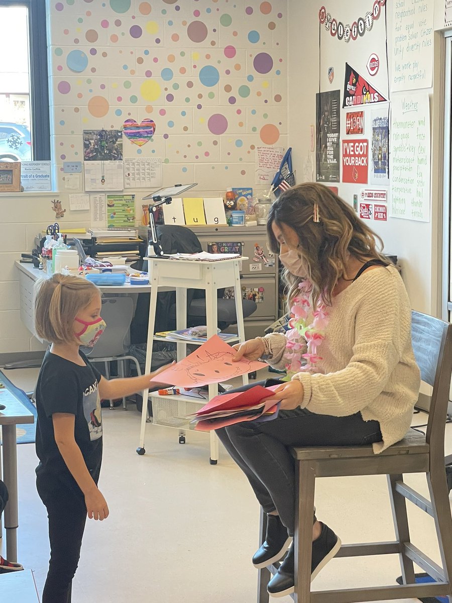 Ashley Dikeos tweet media