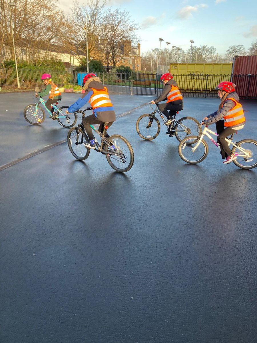 St Constantine’s Primary & Nursery Class tweet media