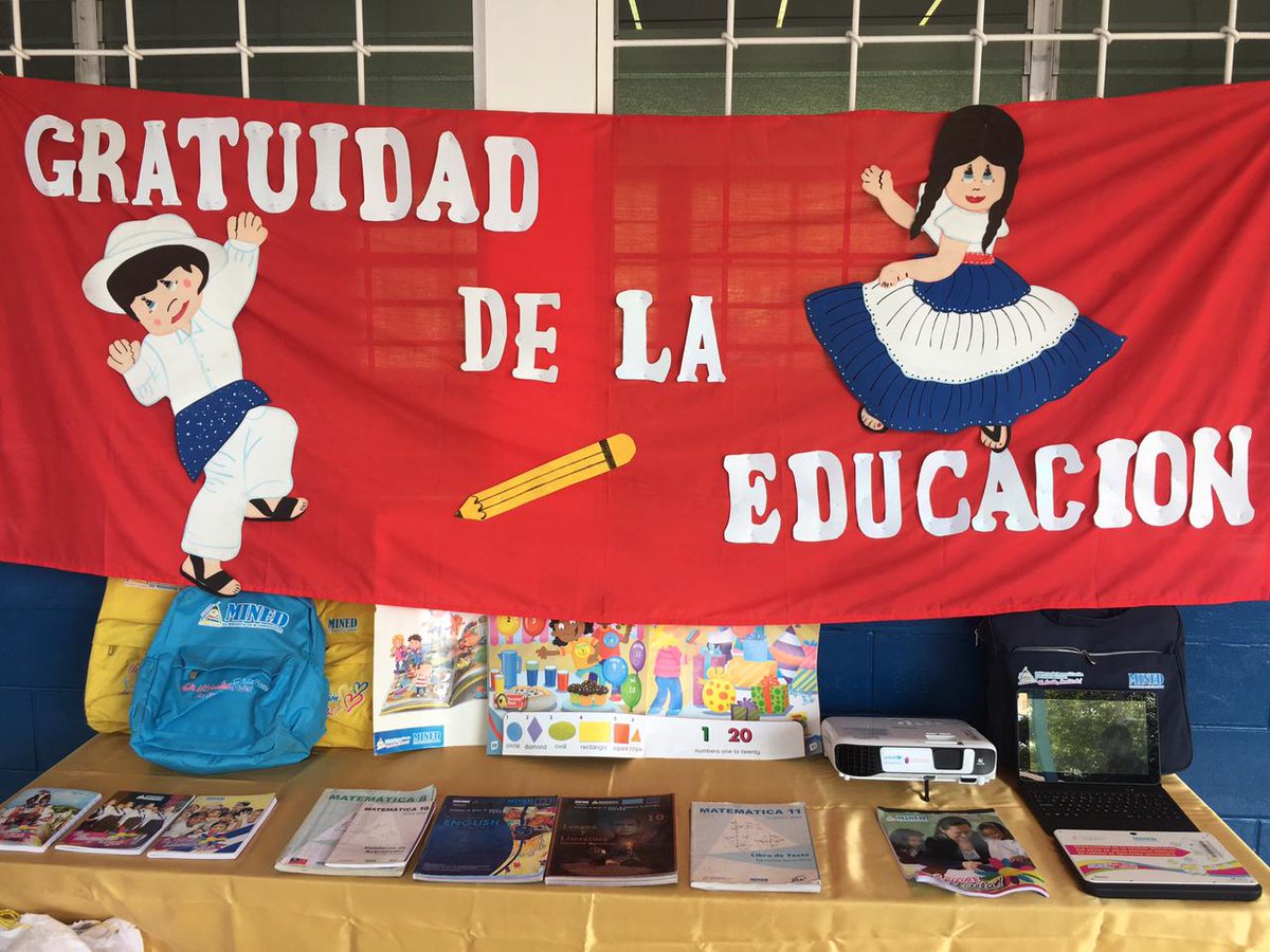 Silais_Leon's tweet photo. #11Enero Día Nacional de la Educación.

#LeónRevolución celebra 🥳 Continuidad de la Restitución de Derechos a una Educación gratuita y de calidad con el Comandante Daniel y Cra Rosario en #Nicaragua Gracias a la voluntad del Buen Gobierno ❤️🖤 #SomosPuebloPresidente https://t.co/7b0wSk8kbV