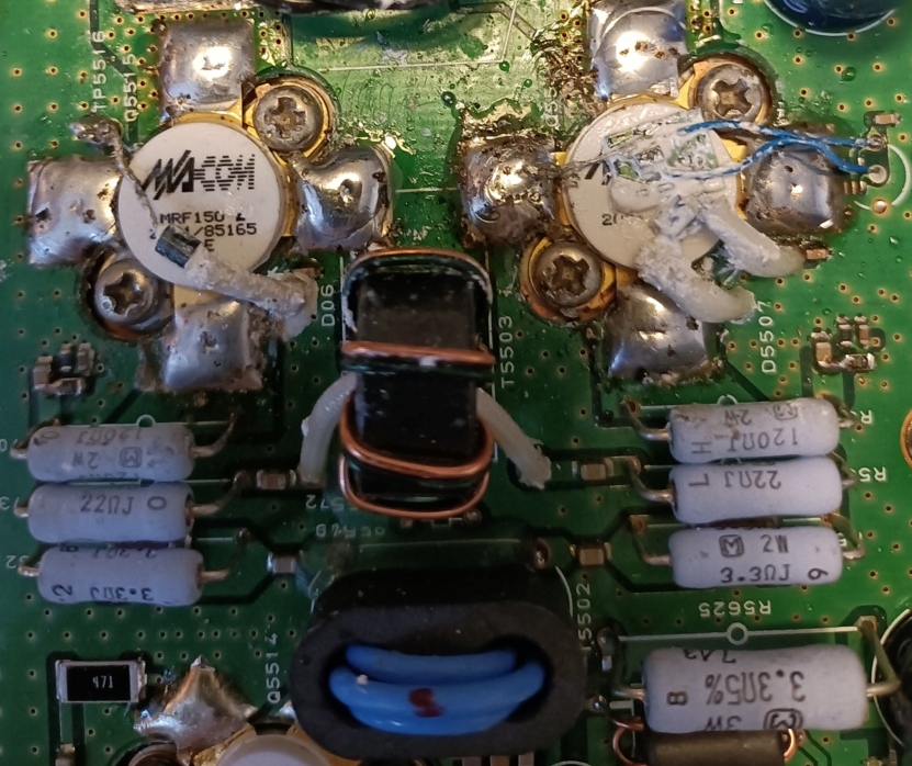 F5PBG's tweet photo. #Yaesu #FT2000 D - Puissance limitée à 30 Watts max
Parmi les causes probables, le PA en avarie, mais remontons à la genèse :
https://t.co/uH1SKhlKRE
A suivre...
#radioamateur https://t.co/TB2HktLkxh