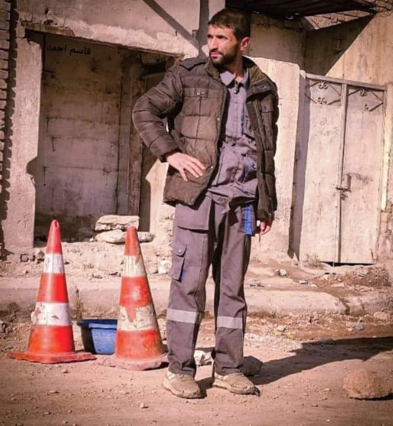 NAGDER1's tweet photo. "القوانين حين تشتد في مصادرة حرية الرأي
لا تحمي الفضيلة وإنما تحمي الرذيلة".
ما جرى اليوم بحق الدكتور ضرغام بداية مؤشر خطير لحكومة دكتاتورية تسلطية قمعية للأصوات الحرة.
يعلن تجمع نگدر وقوفه مع الدكتور ضرغام 
وفي حال عدم الإستجابة ستكون لنا كلمة أخرى . https://t.co/35Nma72dAc