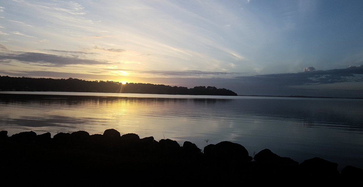 WillOBrien67's tweet photo. Cheeky little sunrise this morning https://t.co/qj0tidzlL1