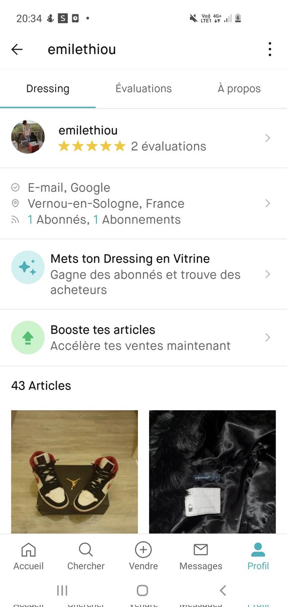 thiouemile's tweet photo. #Vinted je vend beaucoup de vêtements ,Jordan etc hésité pas a aller voir https://t.co/9EBT5jJ1l1