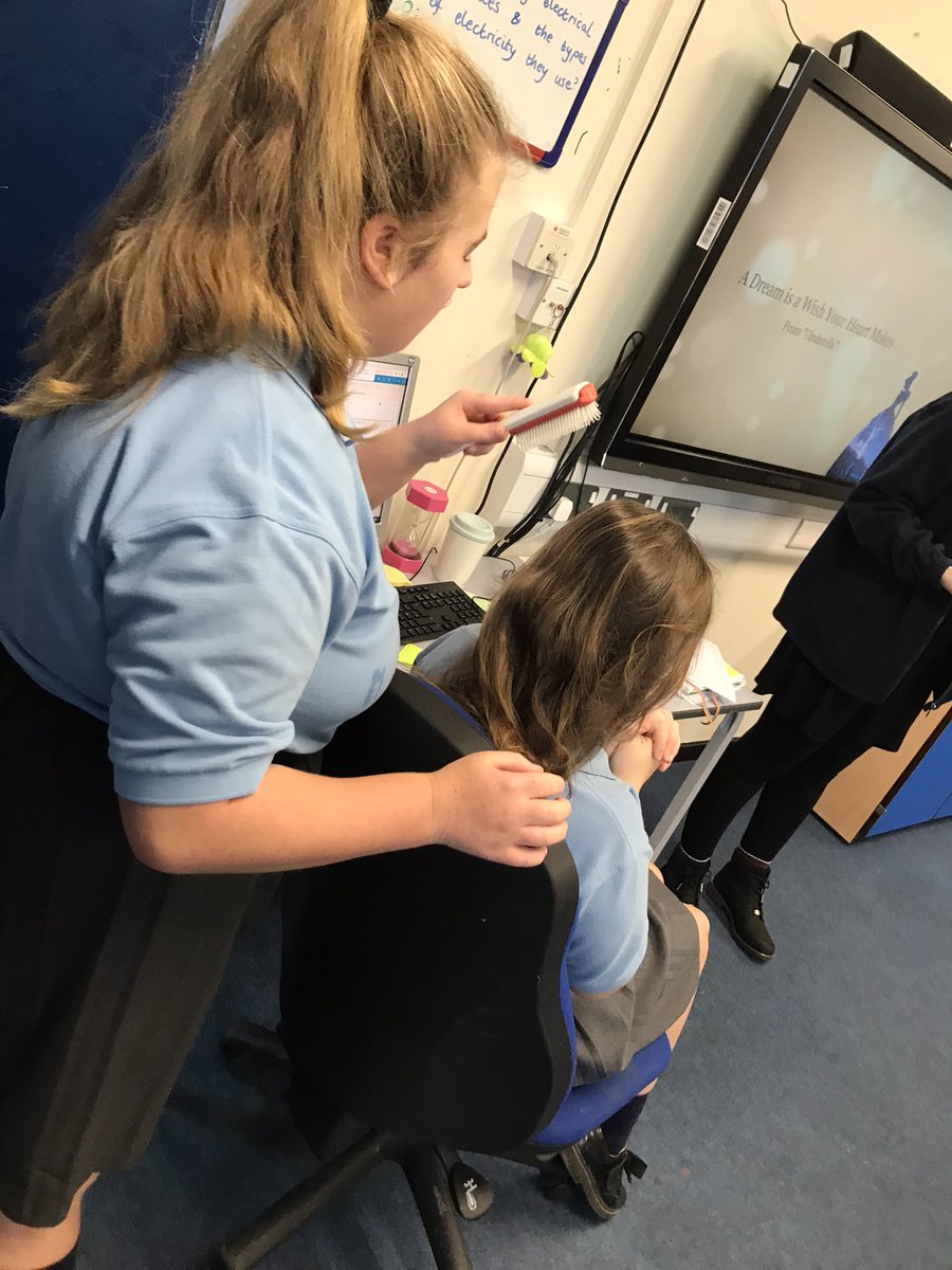 MissKelly1912's tweet photo. As part of our independence class 7 were learning how to brush our own hair and how to put a bobble in…. I think the adults enjoyed the mini hair pamper as much as the students! 💆♀️#thisclasscan #selfcare #independence https://t.co/H97QoWPpJ2