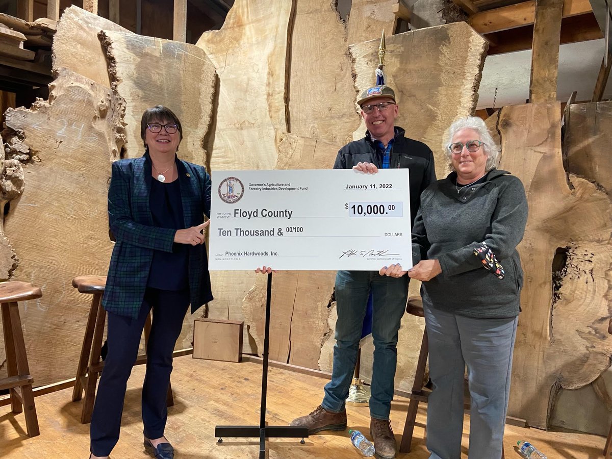VaAgriculture's tweet photo. Congrats to Phoenix Hardwoods of @yesfloydva, who produce furniture made from #VirginiaGrown hardwoods, on the @GovernorVA #AFID announcement. They will expand production, open a store, create 8 jobs &amp; purchase $76k of Virginia hardwood. @AgForestryVA https://t.co/olHqvYQpKG https://t.co/4vAzYzc2K3