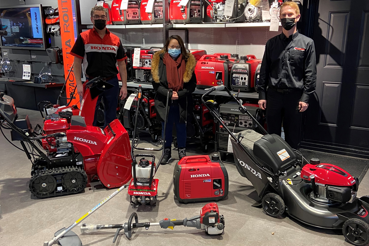 Honda_Outdoors's tweet photo. Congratulations to Veronique of Longueuil, Quebec, the winner of our 2021 Power Equipment Prize Bundle Contest!  You’re ready for all 4 seasons now! https://t.co/s1WyBnlAp5