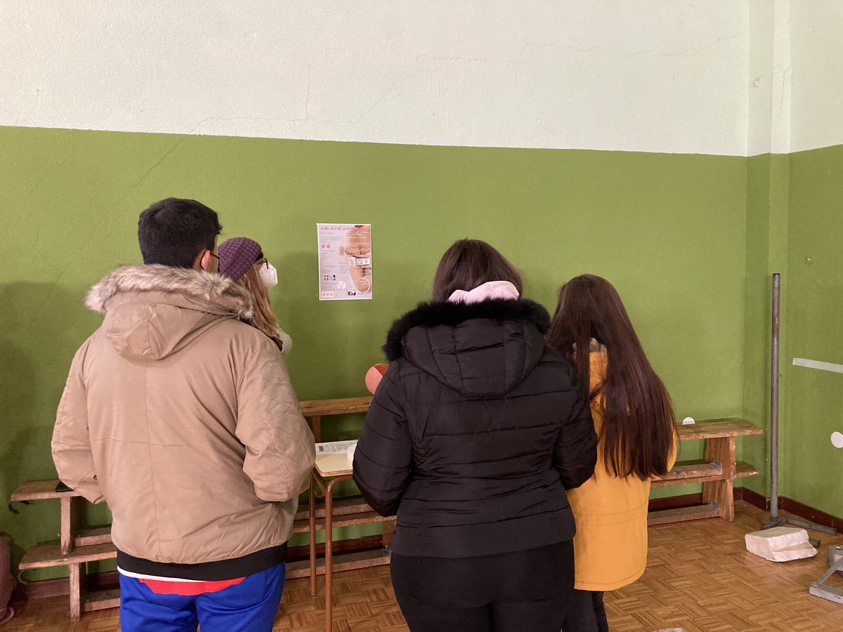 formaJColegial's tweet photo. PREVENIR ENFERMEDADES GINECOLÓGICAS: gran trabajo de nuestro alumnado de 2º Anatomía Patológica del @IColegiales  @ProEdSaludable @IesSanidad @FPAndaluza https://t.co/j8WiyodE7b