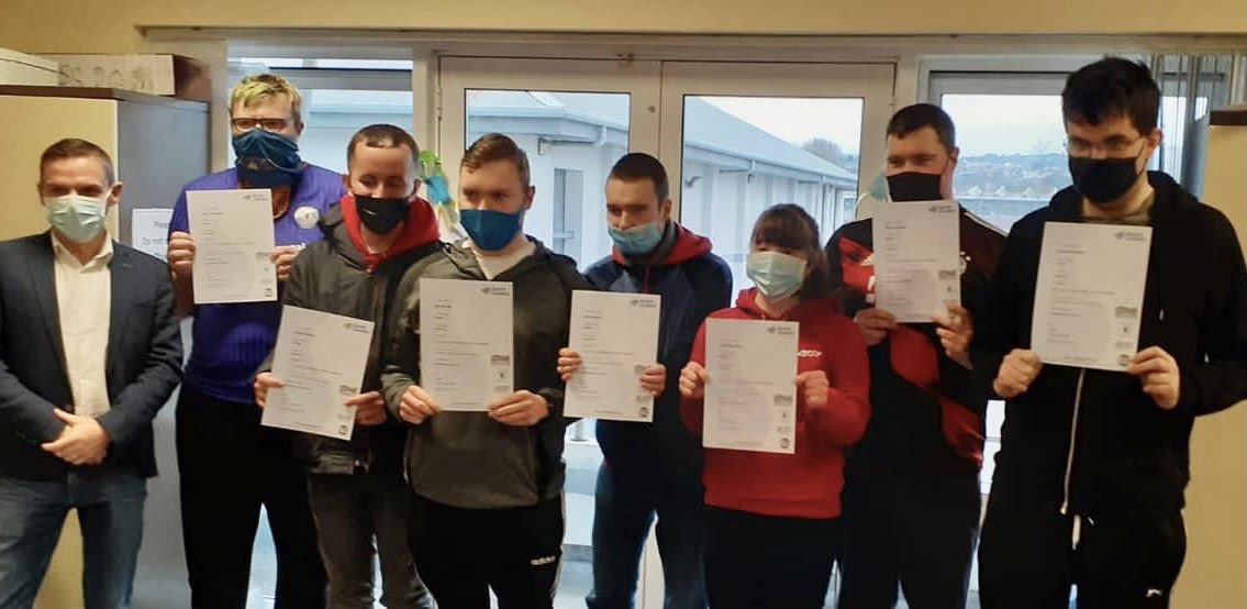NLNIreland's tweet photo. A brilliant group of students from NLN Letterkenny receiving their well-deserved certificates from #Donegal Sports Partnership!✊
The group have been working hard to realise their goals of becoming #Sports Leaders ⚽️🏒🎾🥊

#ThinkPossible with NLN https://t.co/VAKfD3GnGQ