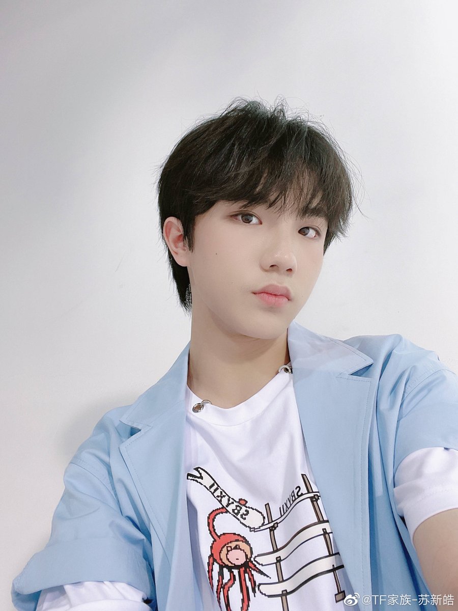 AzhiYuyu's tweet photo. 🥳Happy Birthday SuXinhao 🤍🤍

#苏新皓0112生日快乐 #TFFamily #苏新皓 #suxinhao #TF家族 https://t.co/EE7MsTrvO3